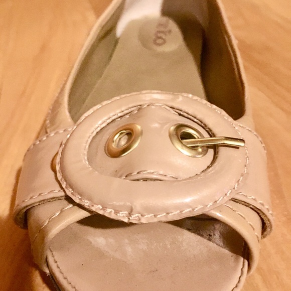 Me Too Open-Toed Flats with Buckle - Picture 7 of 9